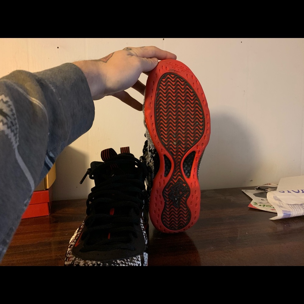 Foamposite one - Picture 5 of 5